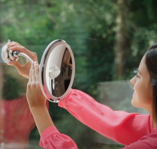 Зеркало с 5-ти кратным увеличением и подсветкой Ultra Flexible mirror