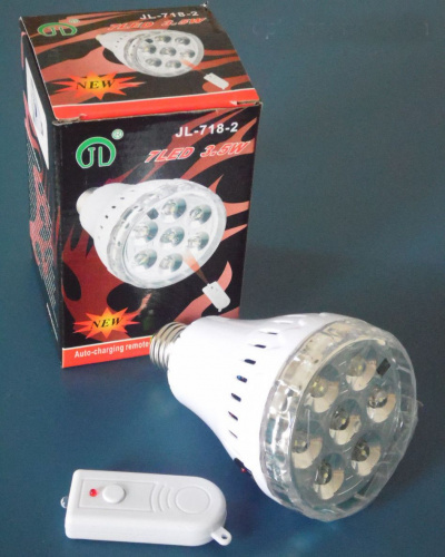 Лампа умная светодиодная с аккумулятором и пультом JL-718-2