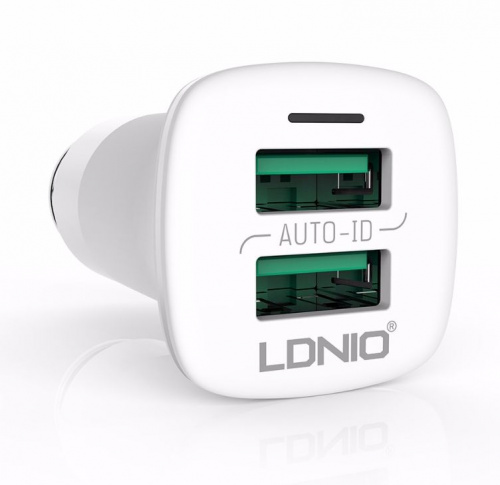 Автомобильное зарядное устройство LDNIO C301